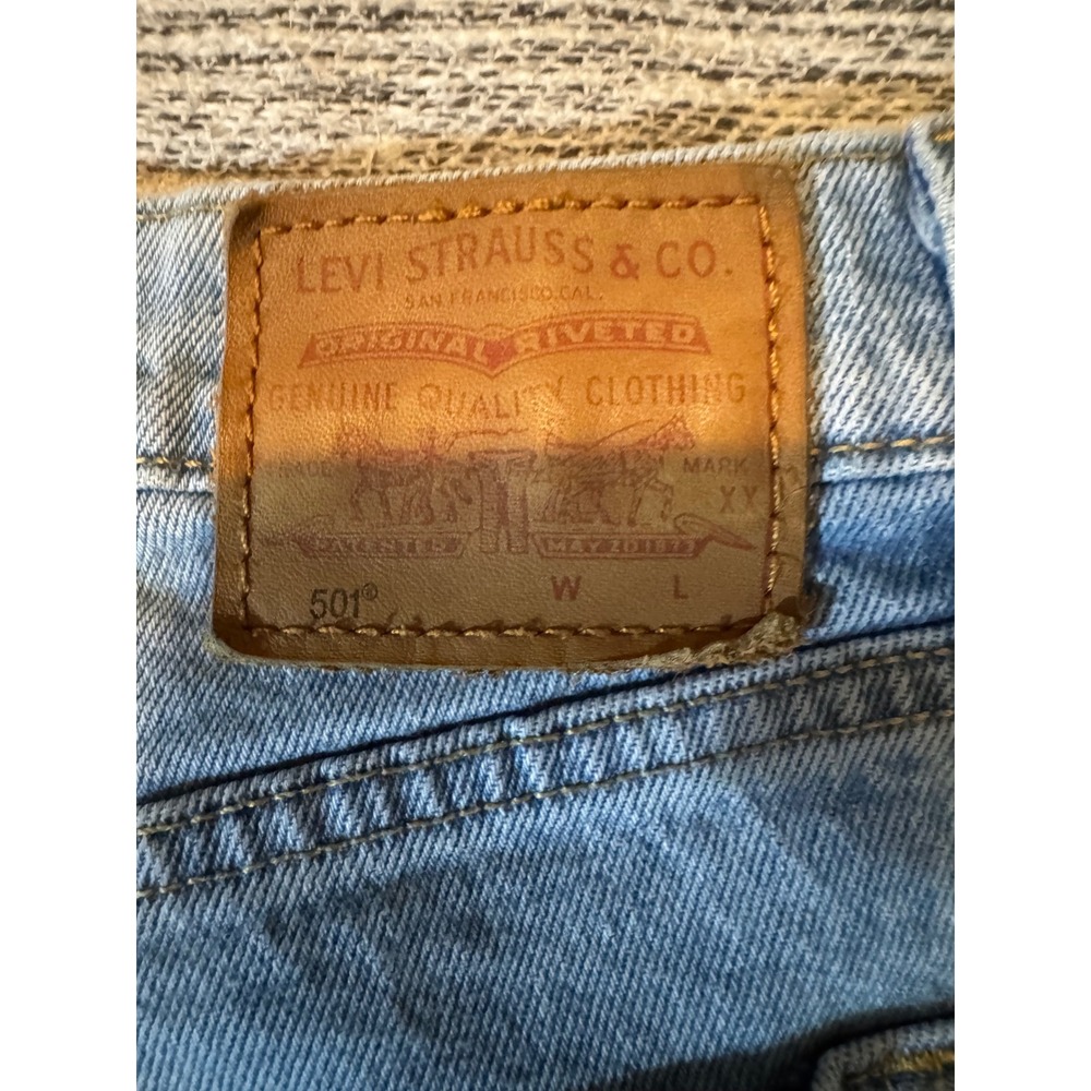 Levis Premium 501 Original Fit Jeans Light Wash Straight Leg W29 L30 - Picture 3 of 7